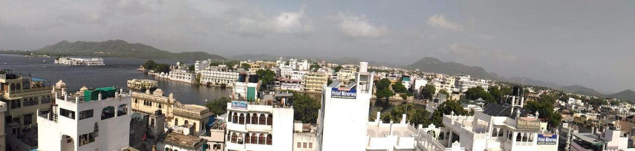 Hotel Ishwar Palace Udaipur Exterior photo