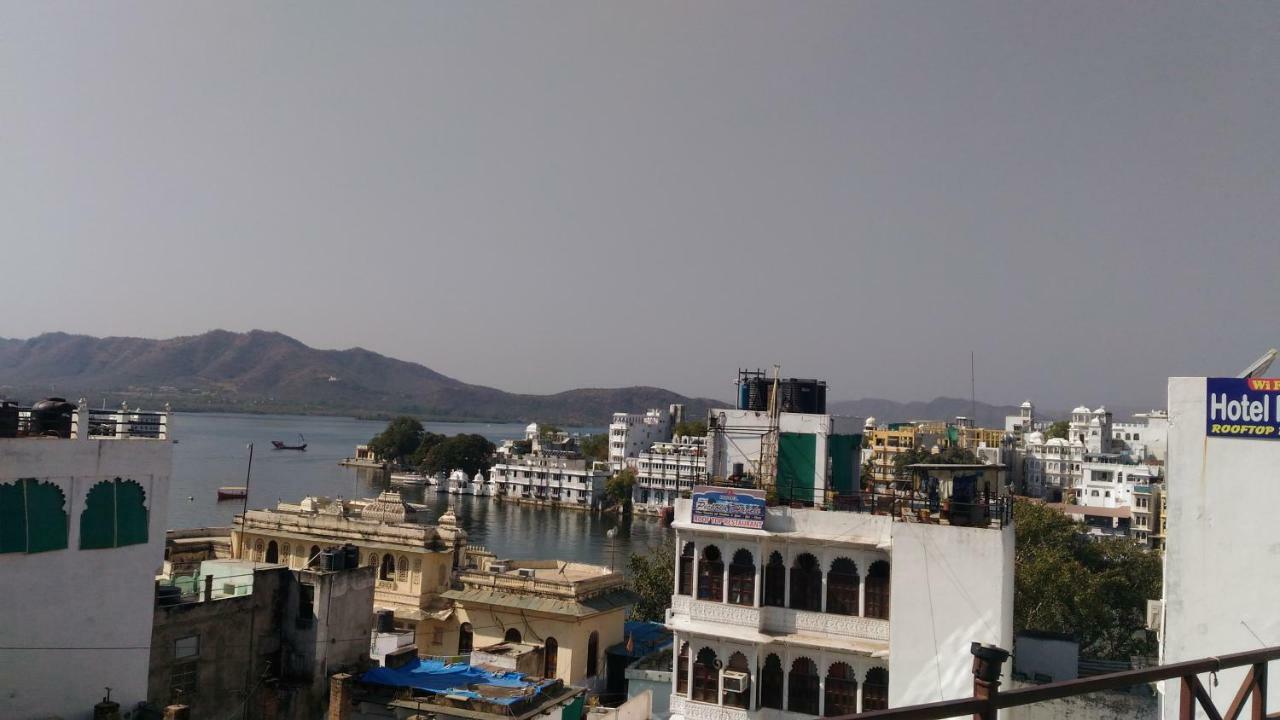 Hotel Ishwar Palace Udaipur Exterior photo